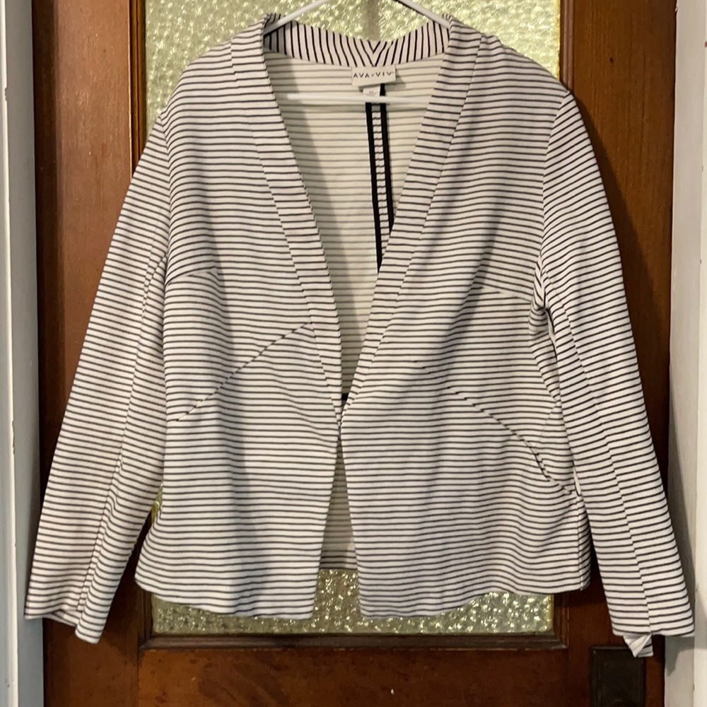 Light weight suit jacket
